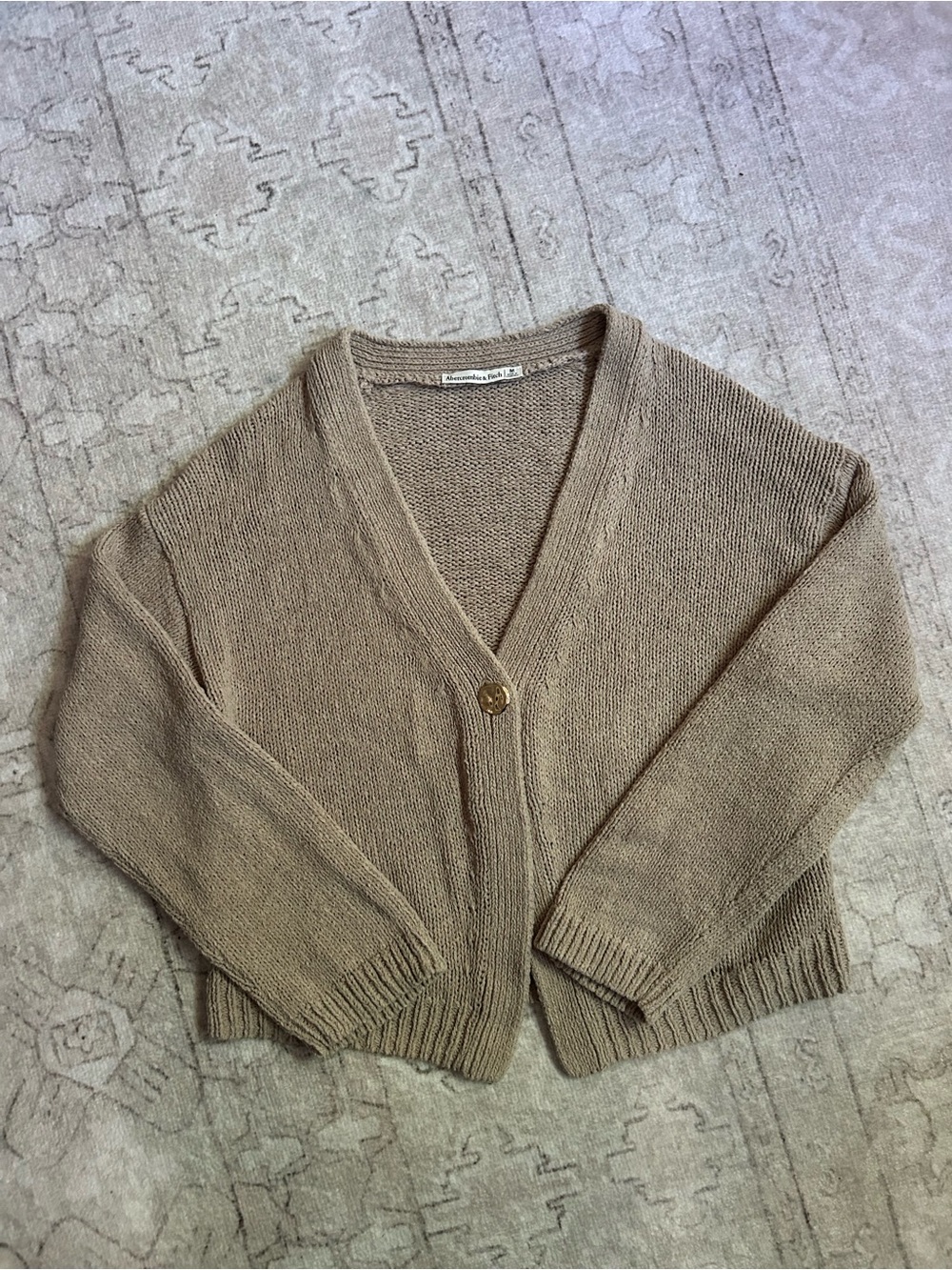 Abercrombie & Fitch Taupe V-Neck Single-Button Cardigan
